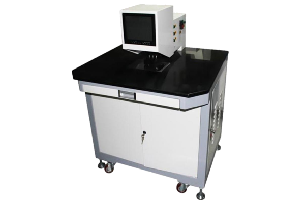Automatische Bohrmaschine